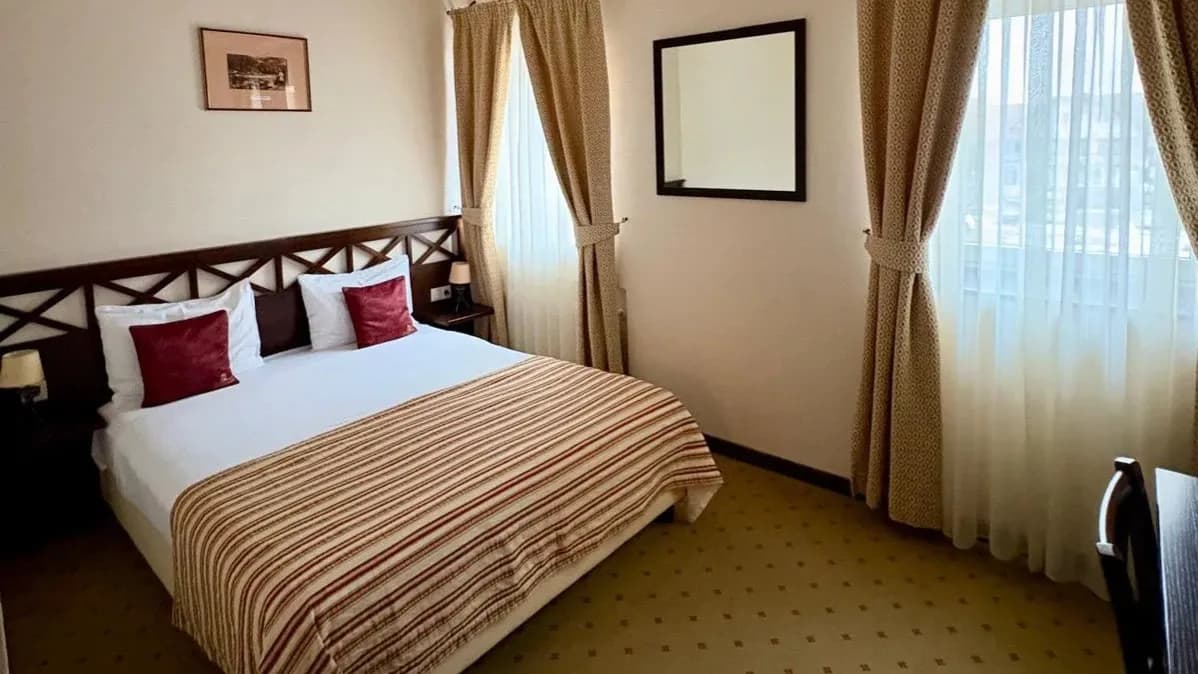 Cameră dublă matrimonială cu balcon